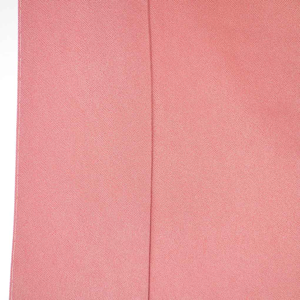 小紋 リサイクル着物 身丈166cm 裄69cm 前幅24cm 後幅30cm 袖丈49cm 袖幅35cm レディース 袷 鮫小紋 裄長 裄L-LLサイズ 秋冬春用 正絹（シルク）ピンク トールサイズ 未使用品 リメイク リユース【ランクS】