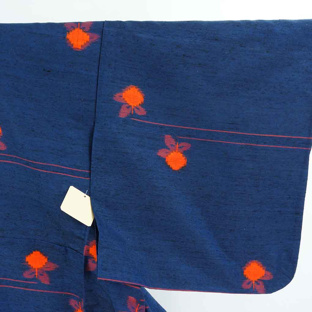 紬 リサイクル着物 身丈167cm 裄65cm 前幅25cm 後幅30cm 袖丈45cm 袖幅33.5cm レディース 単衣 花柄 裄Mサイズ 初夏・初秋用 正絹（シルク）ネイビー トールサイズ 美品 リメイク リユース【ランクA】