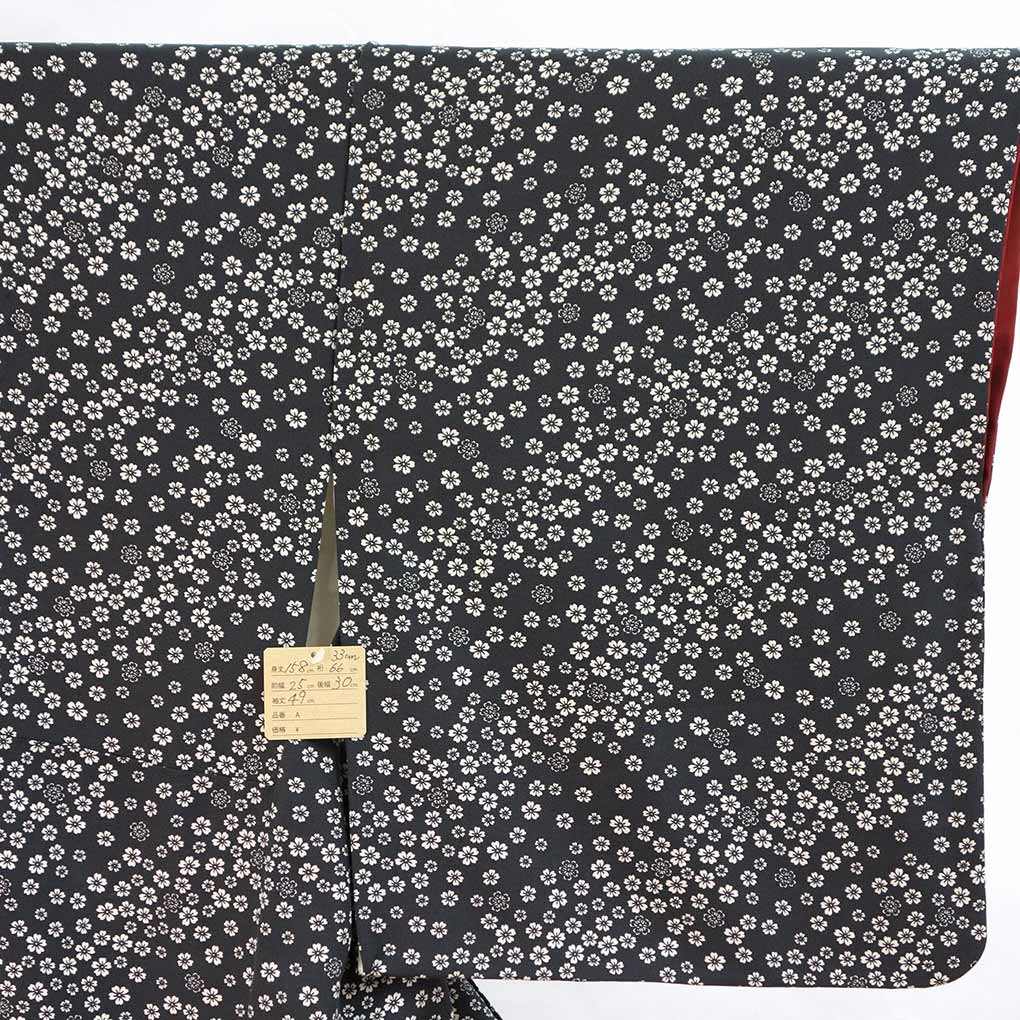 小紋 リサイクル着物 身丈158cm 裄66cm 前幅25cm 後幅30cm 袖丈49cm 袖幅33cm レディース 袷 小花 裄長 裄M-Lサイズ 秋冬春用 正絹（シルク）ブラック 美品 リメイク リユース【ランクA】