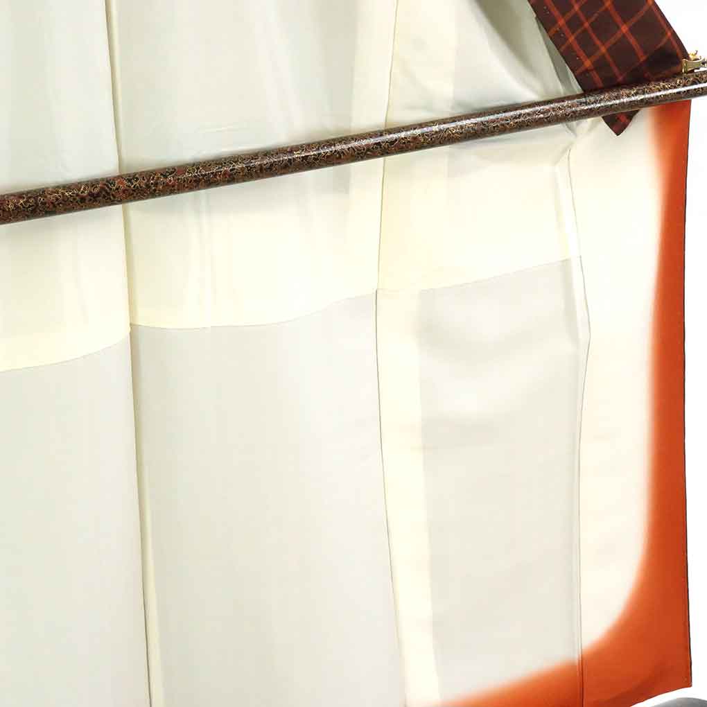 【セール対象品】リサイクル着物 紬正絹茶色地格子柄袷紬着物 レディース 秋冬春用 シルク ブラウン 裄Mサイズ身丈156cm 裄63cm 前幅22.5cm 後幅30cm 袖丈46cm【ランクA】