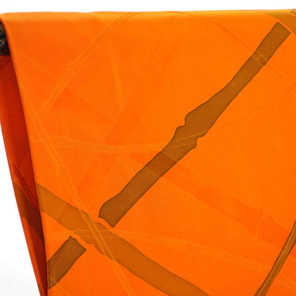 羽織 リサイクル着物 羽織丈80cm 裄63cm 袖丈47cm 袖幅33cm レディース 袷 抽象柄 裄Mサイズ 秋冬春用 正絹（シルク）オレンジ 美品 リメイク リユース【ランクA】