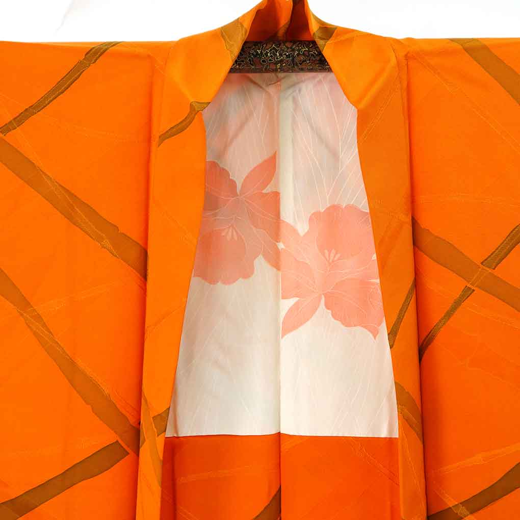 羽織 リサイクル着物 羽織丈80cm 裄63cm 袖丈47cm 袖幅33cm レディース 袷 抽象柄 裄Mサイズ 秋冬春用 正絹（シルク）オレンジ 美品 リメイク リユース【ランクA】