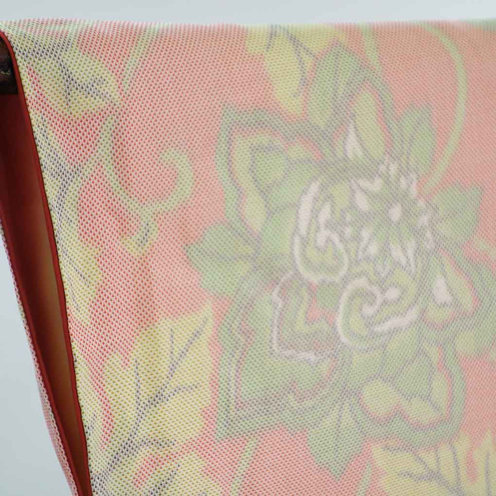 紬 リサイクル着物 身丈155cm 裄65cm 前幅24.5cm 後幅29.5cm 袖丈49cm 袖幅34cm レディース 袷 花柄 裄Mサイズ 秋冬春用 正絹（シルク）ピンク 未使用品 リメイク リユース【ランクS】