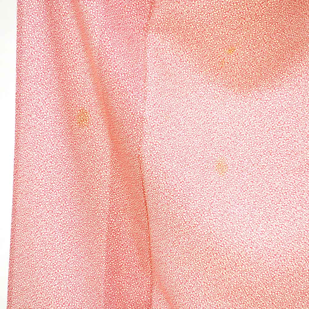 小紋 リサイクル着物 身丈162cm 裄66cm 前幅25cm 後幅31cm 袖丈49cm 袖幅33cm レディース 単衣 植物 裄長 裄M-Lサイズ 初夏・初秋用 正絹（シルク）ピンク 美品 リメイク リユース【ランクA】