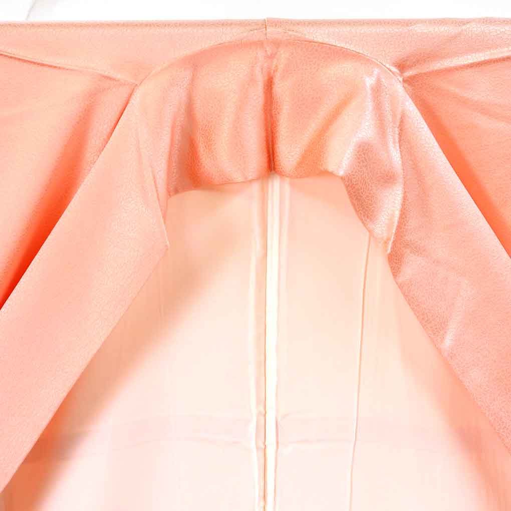 色無地 リサイクル着物 身丈160cm 裄65cm 前幅24cm 後幅30cm 袖丈48cm 袖幅33cm レディース 袷 無地 裄Mサイズ 秋冬春用 正絹（シルク）ピンク 未使用品 リメイク リユース【ランクS】