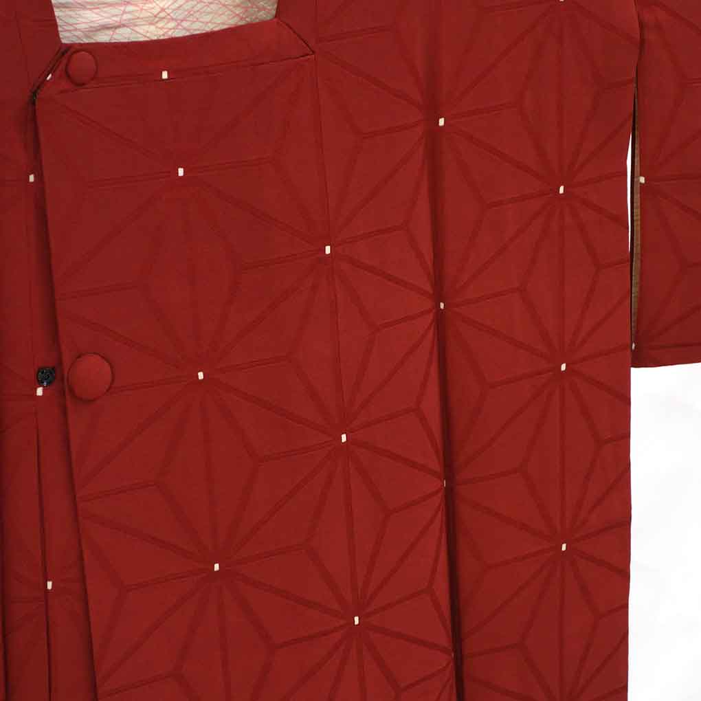コート リサイクル着物 コート丈83cm 裄63cm 袖丈45cm 袖幅33cm レディース 袷 麻の葉 裄Mサイズ 秋冬春用 正絹(シルク)レッド 美品 リメイク リユース【ランクA】