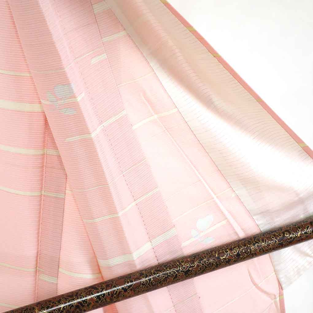 小紋 リサイクル着物 身丈157cm 裄69cm 前幅29cm 後幅33cm 袖丈47cm 袖幅34cm レディース 花柄 裄長 裄L-LLサイズ 夏用 正絹（シルク）ピンク やや難 リメイク リユース【ランクB】