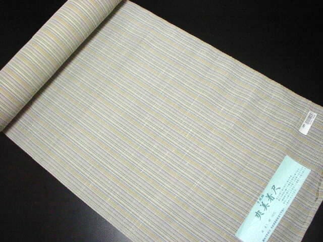 糸の撚りを強くしてシャリ感を出した縦縞夏物紗生地正絹紬着尺【新品】
