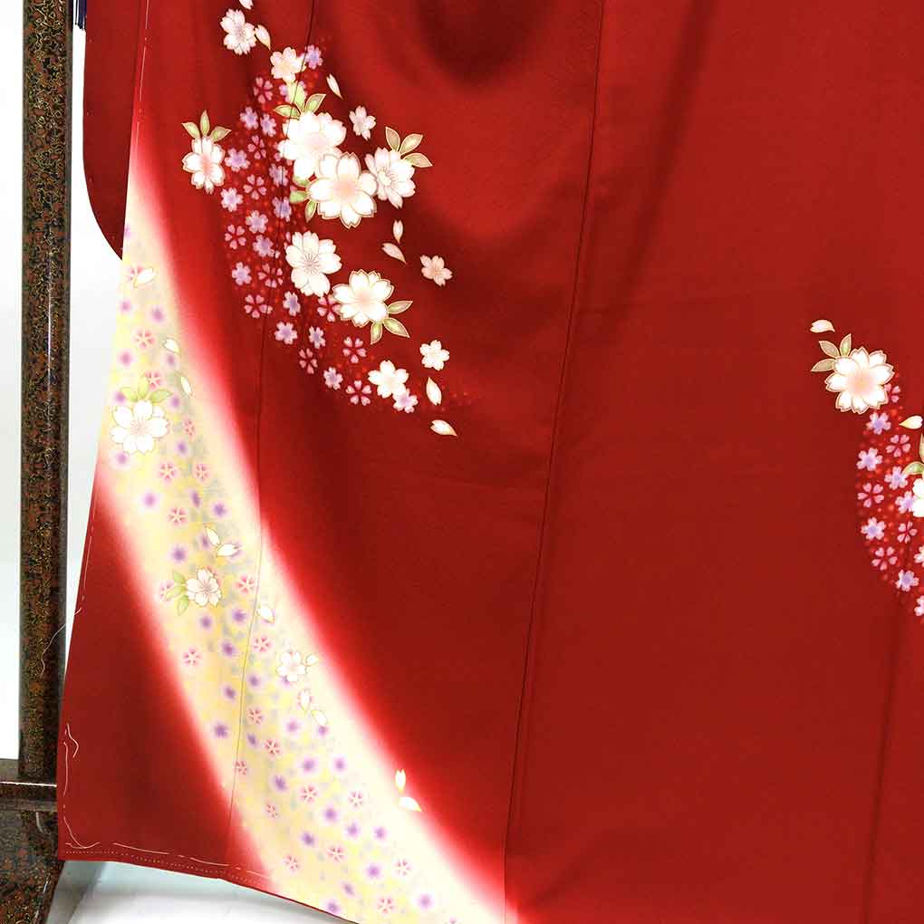 振袖 リサイクル着物 身丈168cm 裄68cm 前幅25cm 後幅30cm 袖丈119cm 袖幅34cm レディース 袷 桜 裄長 裄Lサイズ 秋冬春用 正絹（シルク）レッド トールサイズ 未使用品 リメイク リユース【ランクS】