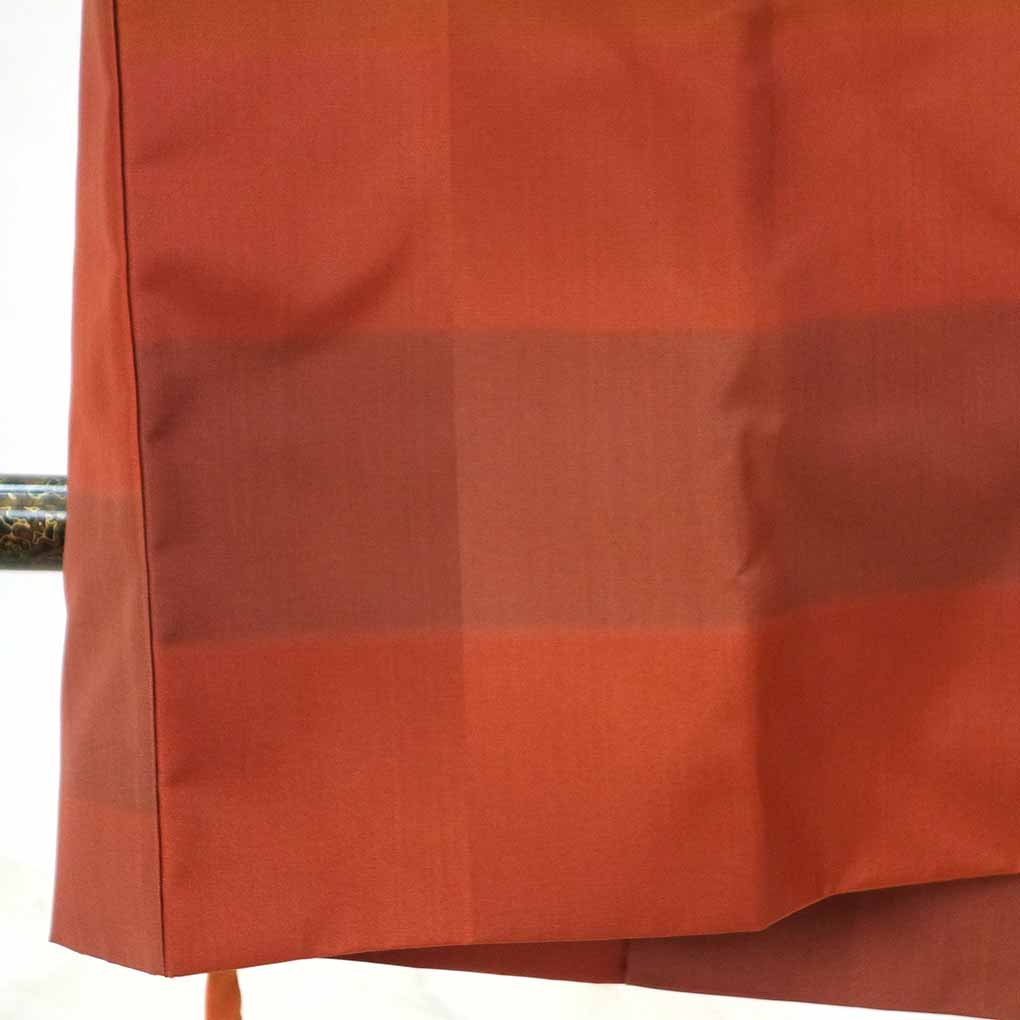 コート リサイクル着物 コート丈85cm 裄65cm 袖丈47cm 袖幅33cm レディース 袷 横段柄 裄Mサイズ 秋冬春用 正絹(シルク)ブラウン 美品 リメイク リユース【ランクA】