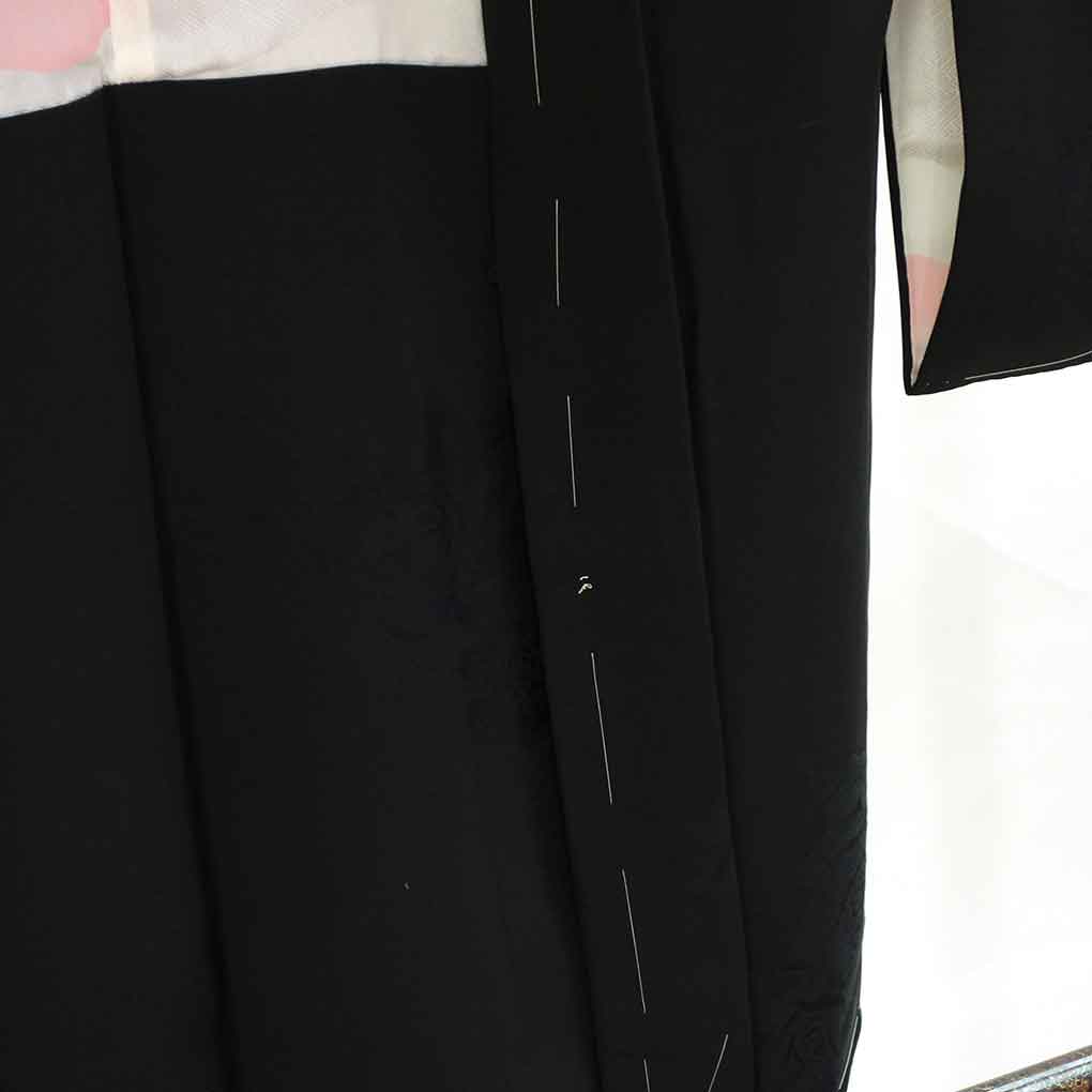 羽織 リサイクル着物 羽織丈74cm 裄62cm 袖丈47cm 袖幅33cm レディース 袷 無地 裄Sサイズ 秋冬春用 正絹（シルク）ブラック 未使用品 リメイク リユース【ランクS】