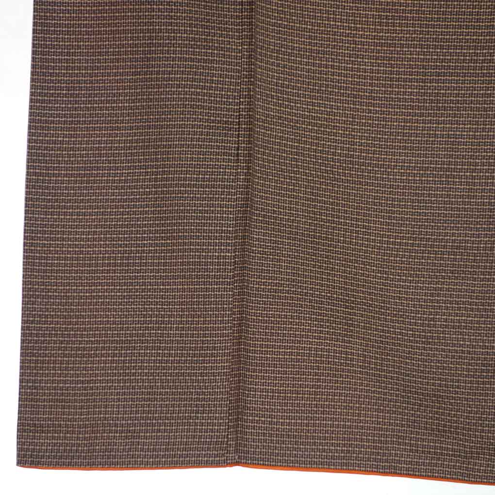紬 リサイクル着物 身丈152cm 裄64cm 前幅21.5cm 後幅28cm 袖丈49cm 袖幅33cm レディース 袷 絣模様 裄Mサイズ 秋冬春用 正絹（シルク）ブラウン 美品 リメイク リユース【ランクA】