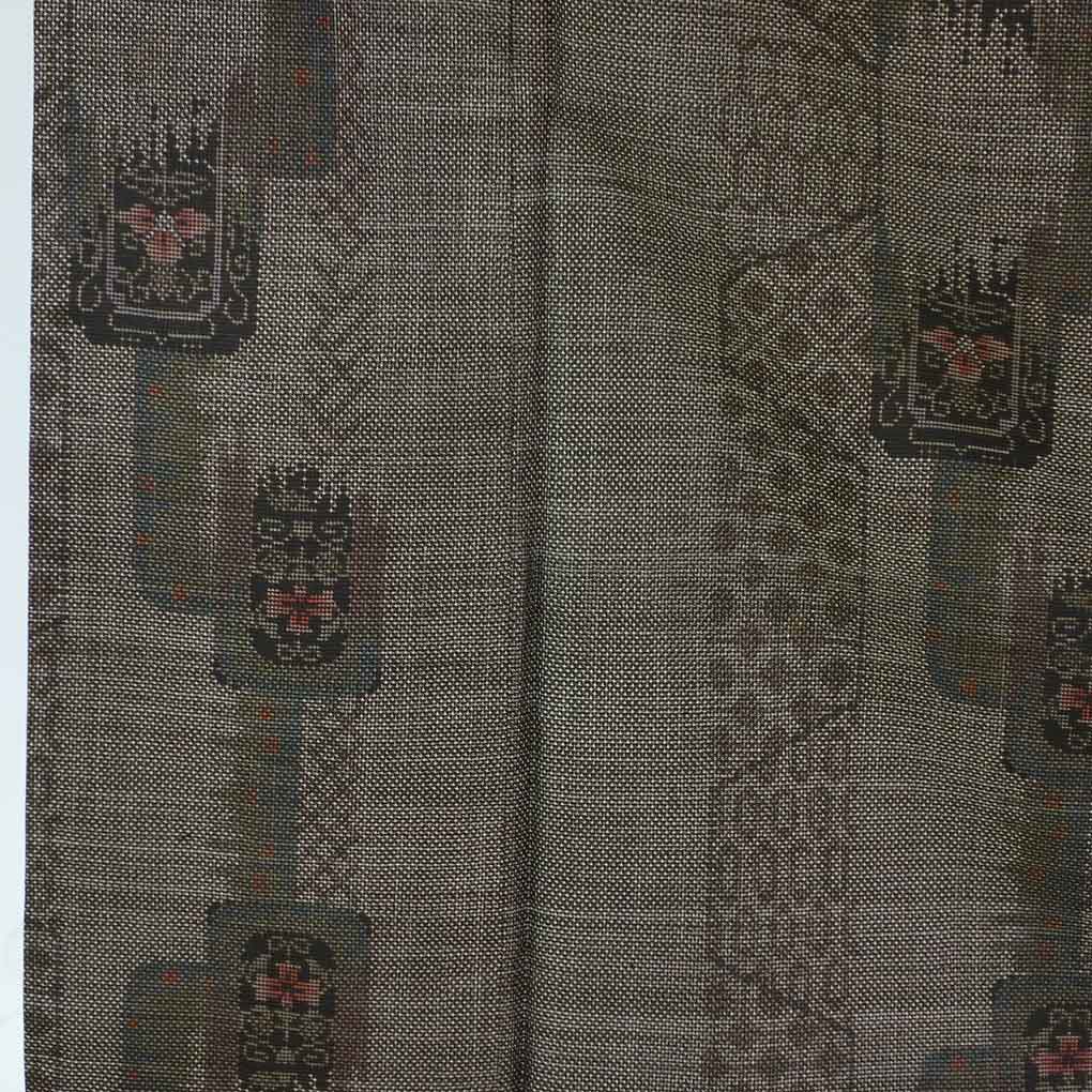 紬 リサイクル着物 身丈157cm 裄63cm 前幅23cm 後幅30cm 袖丈49cm 袖幅32cm レディース 袷 抽象柄 裄Mサイズ 秋冬春用 正絹(シルク)ブラウン 美品 大島紬 リメイク リユース【ランクA】