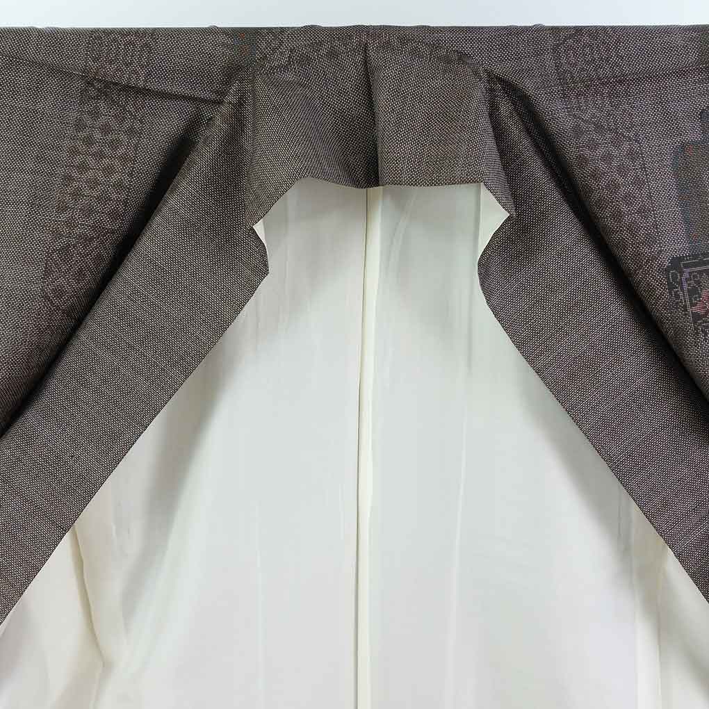 紬 リサイクル着物 身丈157cm 裄63cm 前幅23cm 後幅30cm 袖丈49cm 袖幅32cm レディース 袷 抽象柄 裄Mサイズ 秋冬春用 正絹(シルク)ブラウン 美品 大島紬 リメイク リユース【ランクA】