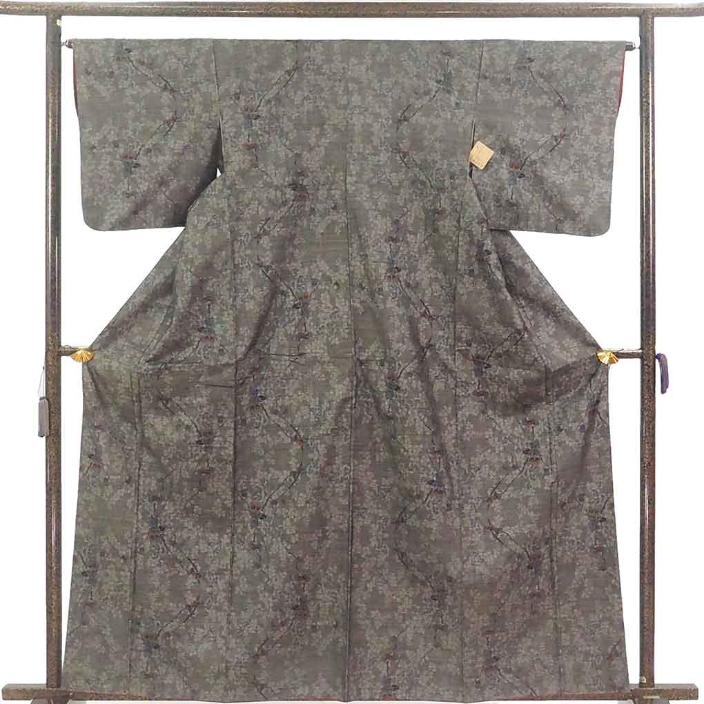 紬 リサイクル着物 身丈162cm 裄65cm 前幅24cm 後幅30cm 袖丈49cm 袖幅33cm レディース 袷 花柄 裄Mサイズ 秋冬春用 正絹（シルク）ブラウン 美品 大島紬 リメイク リユース【ランクA】