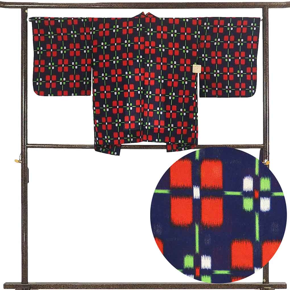 リサイクル 羽織 羽織丈76cm 裄67cm 袖丈47cm 袖幅34.5cm レディース 単衣 連続模様 裄長 裄Lサイズ 秋冬春用 ウール 紺地 美品 リサイクル リメイク リユース【ランクA】