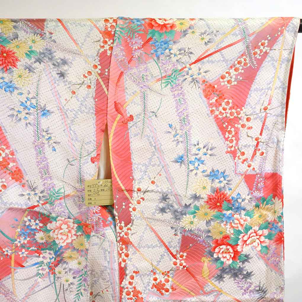 振袖 リサイクル着物 身丈155cm 裄66cm 前幅25cm 後幅28cm 袖丈104cm 袖幅33cm レディース 袷 花柄 裄長 裄M-Lサイズ 秋冬春用 正絹(シルク)ピンク 美品 リメイク リユース【ランクA】
