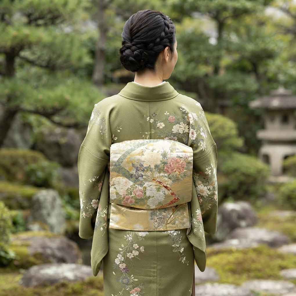 袋帯 リサイクル帯 幅30.5cm 長さ433cm レディース 扇面 秋冬春用 正絹(シルク)ゴールド 美品 リメイク リユース【ランクA】