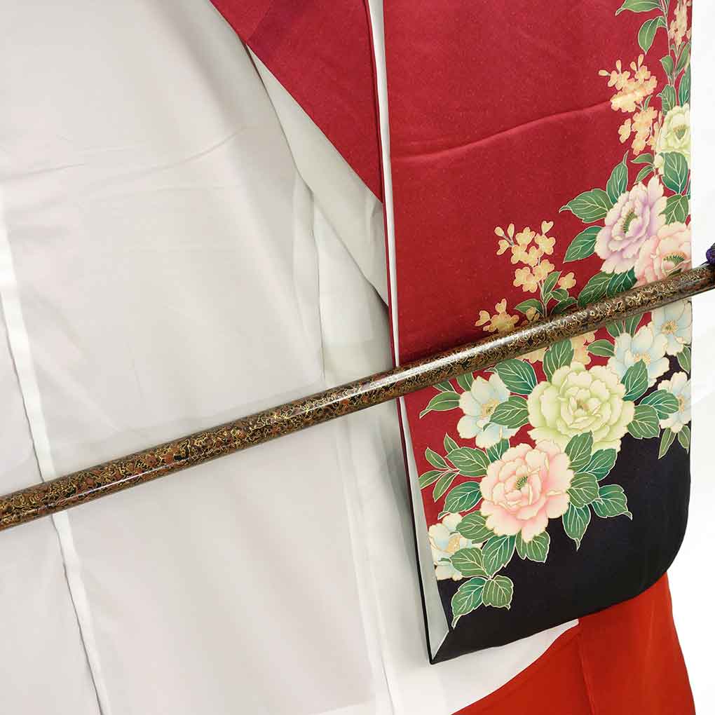 振袖 リサイクル着物 身丈170cm 裄69cm 前幅25cm 後幅30cm 袖丈108cm 袖幅35cm レディース 袷 花柄 裄長 裄L-LLサイズ 秋冬春用 正絹(シルク)レッド トールサイズ 美品 リメイク リユース【ランクA】