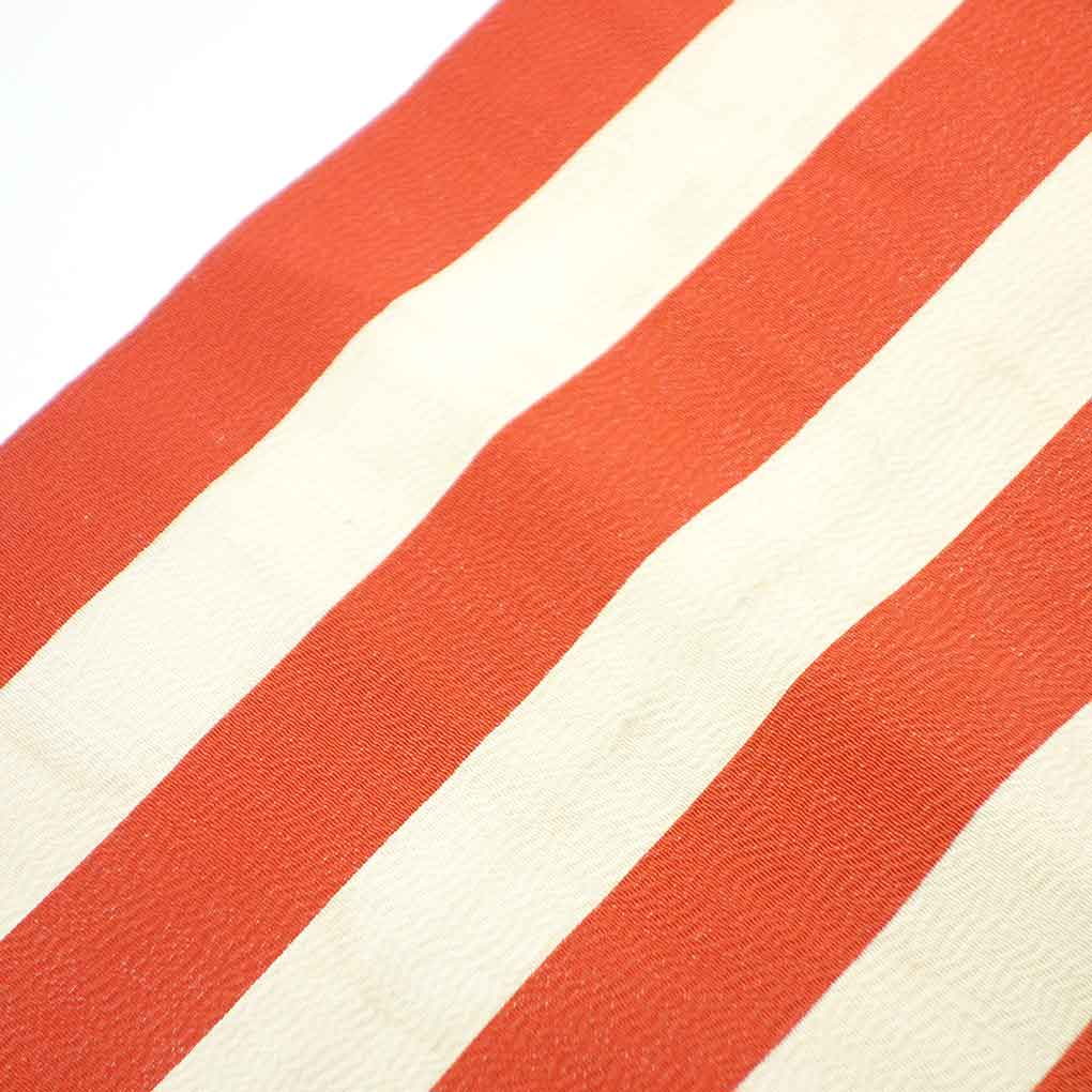 京袋帯 リサイクル帯 幅30cm 長さ377cm レディース 縦縞 秋冬春用 正絹（シルク）レッド やや難 リメイク リユース【ランクB】