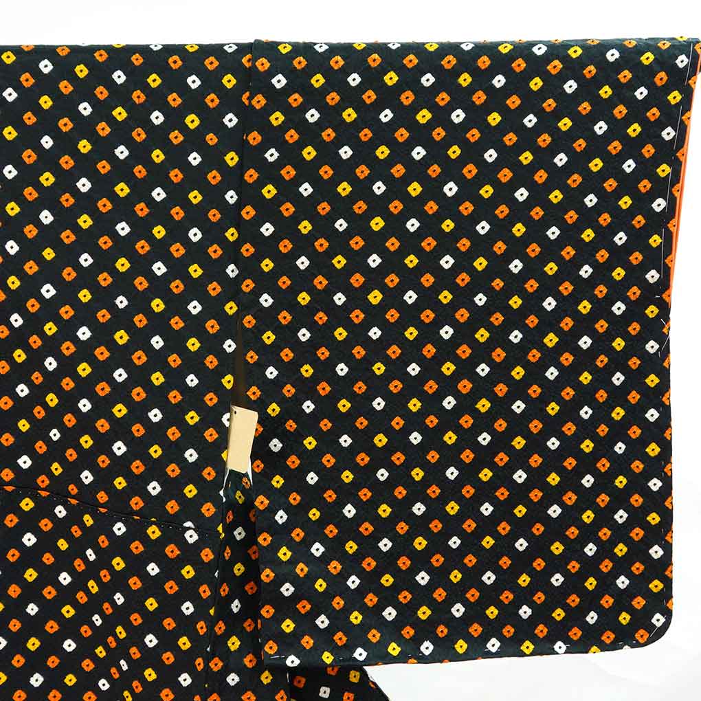 小紋 リサイクル着物 身丈168cm 裄66cm 前幅23cm 後幅30cm 袖丈49cm 袖幅33cm レディース 袷 絞り 裄長 裄M-Lサイズ 秋冬春用 正絹（シルク）ブラック トールサイズ 未使用品 リメイク リユース【ランクS】