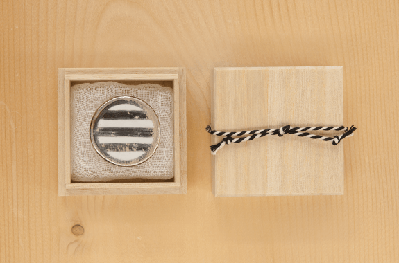 さく研究所オリジナル帯留　 丸三つ引　SAK-OD001a