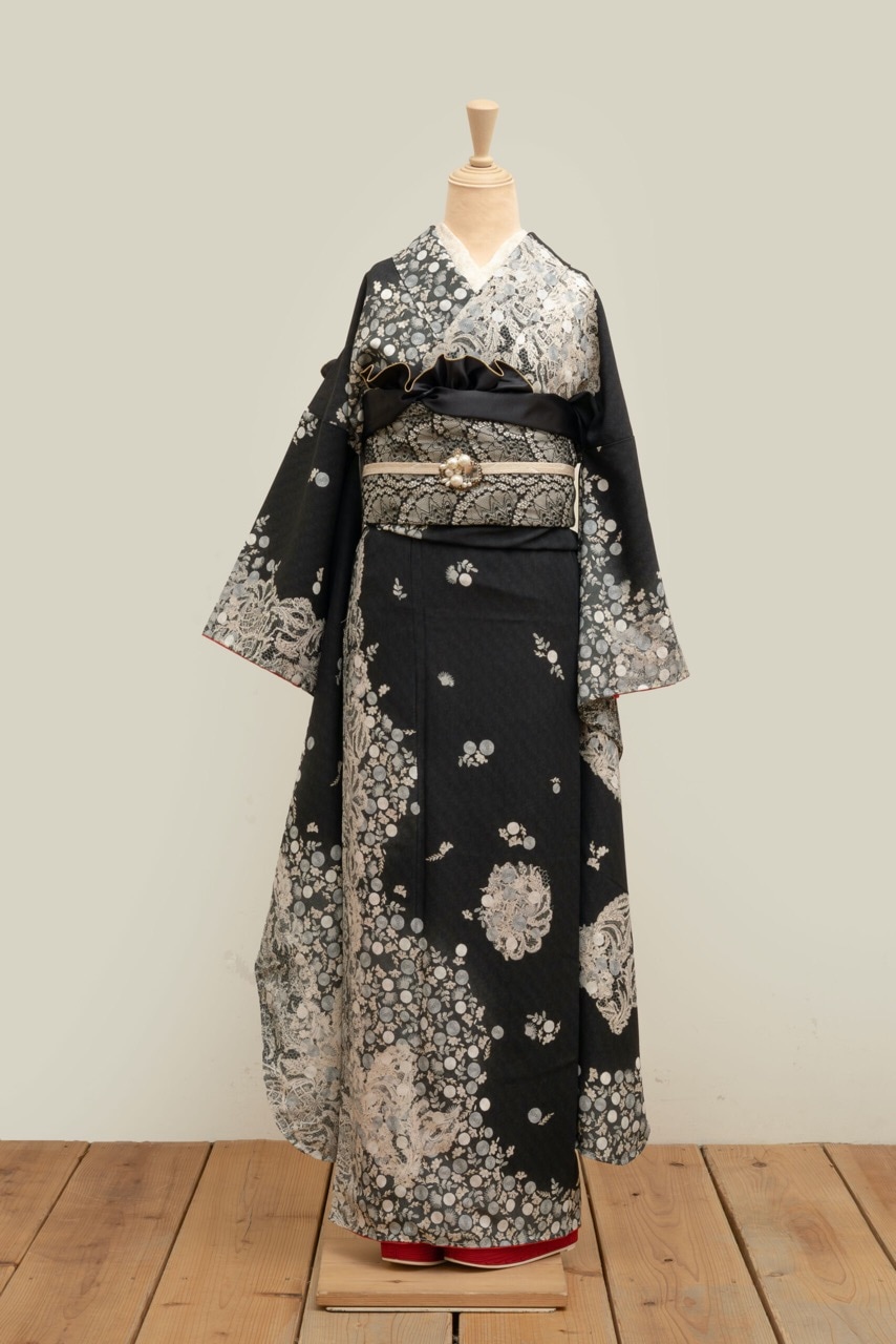 振袖　in full bloom　チャコールブラック　SAK-SMKF260202