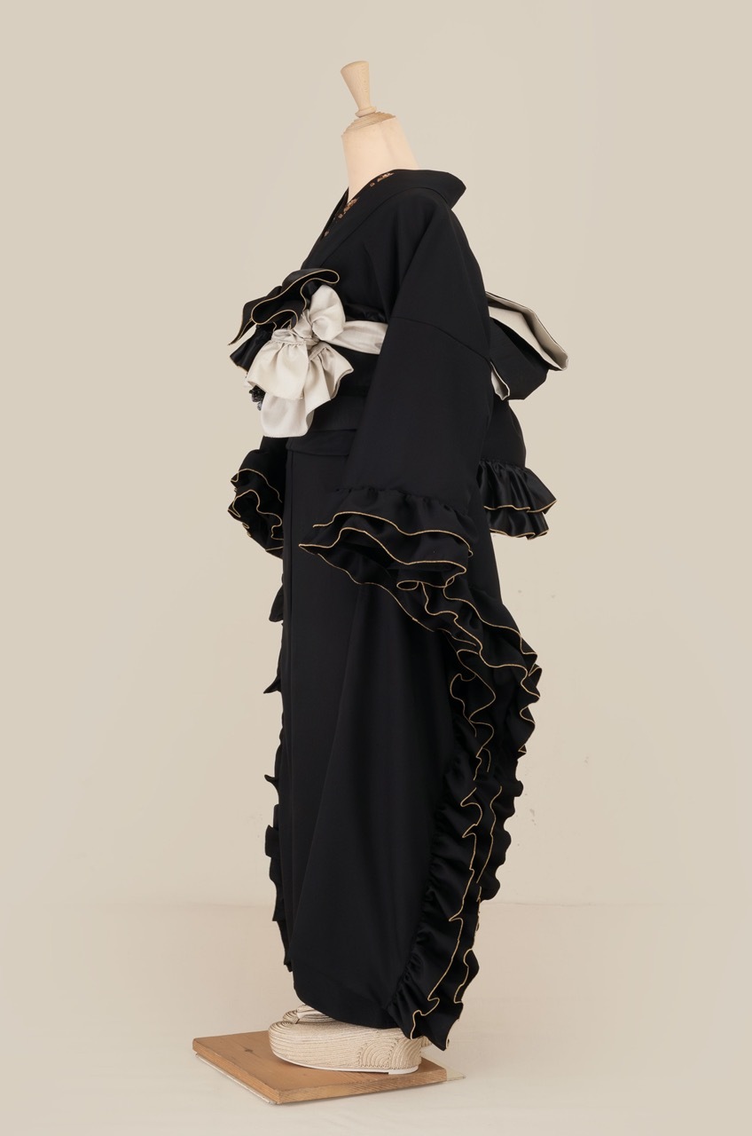 【総レースBLACKフリル振袖】 不定期お値下げ中！【総レースBLACK振袖フリル付き】