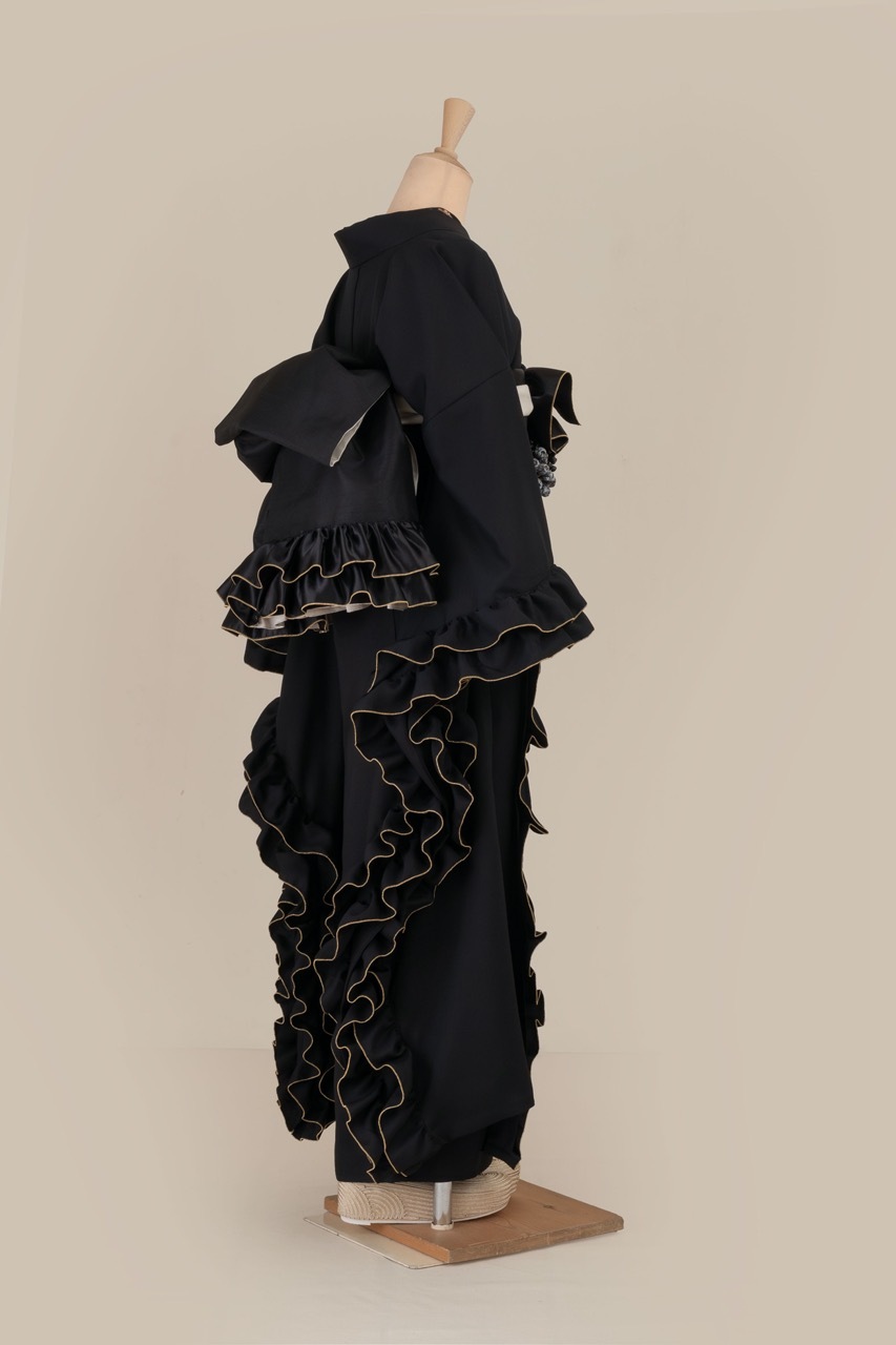ギャザーフリル振袖（ブラック）SAK-FKFG20250110