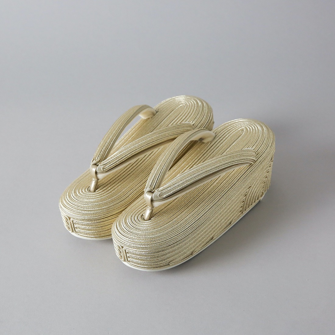 コード刺繍草履(ゴールド)　SAK- ks-09-m-gd