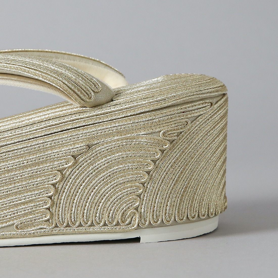 コード刺繍草履(ゴールド)　SAK- ks-09-m-gd