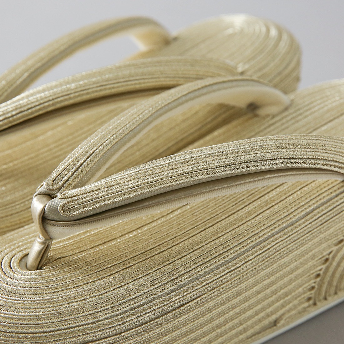 コード刺繍草履(ゴールド)　SAK- ks-09-m-gd