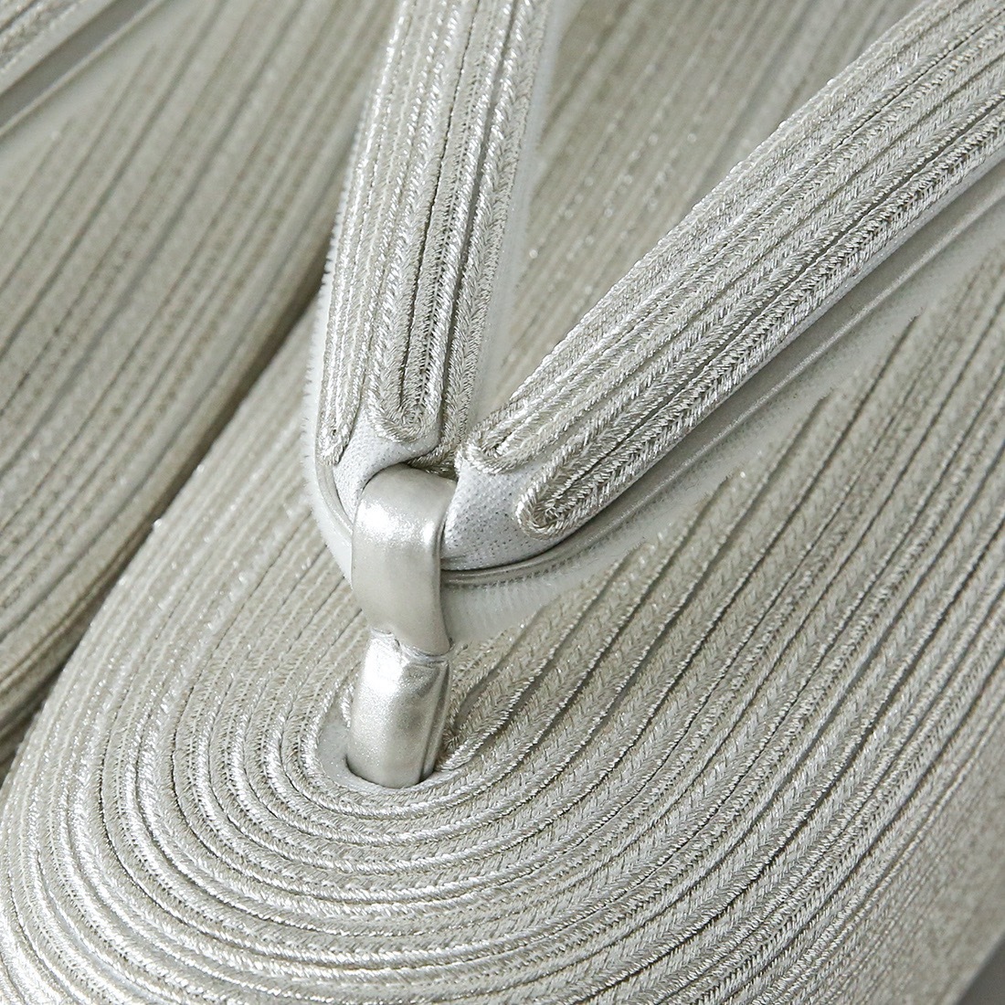 コード刺繍草履(プラチナ)　SAK- ks-09-m-pl