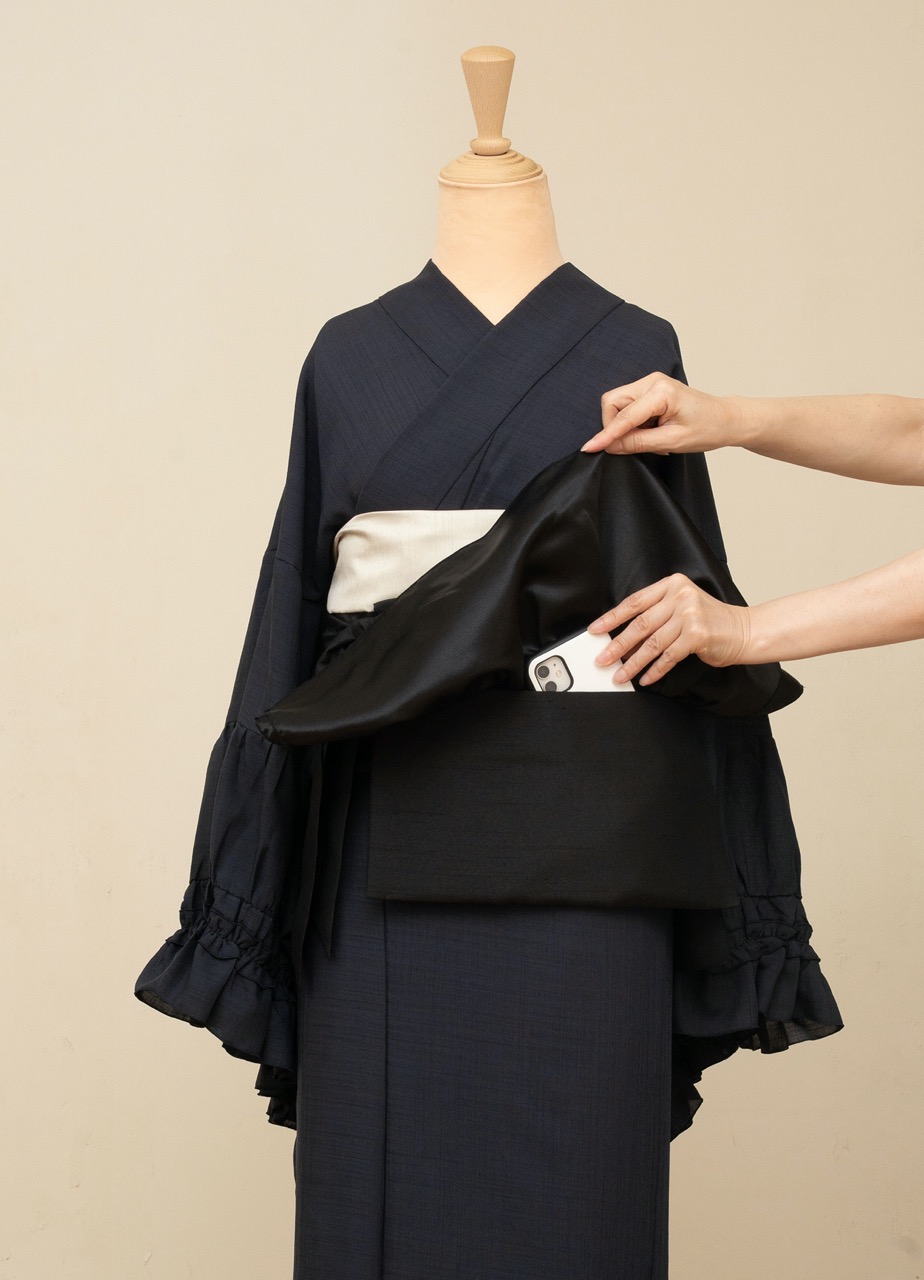 フリル帯ポシェット（ブラック）SAK-FOP250731