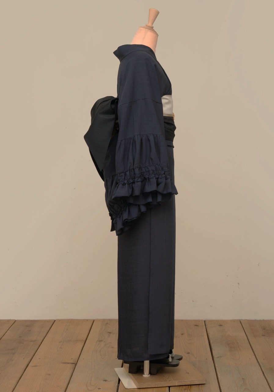 シャーリングフリル着物/カンパニュラ（紺）　SAK-KMSFC20250802