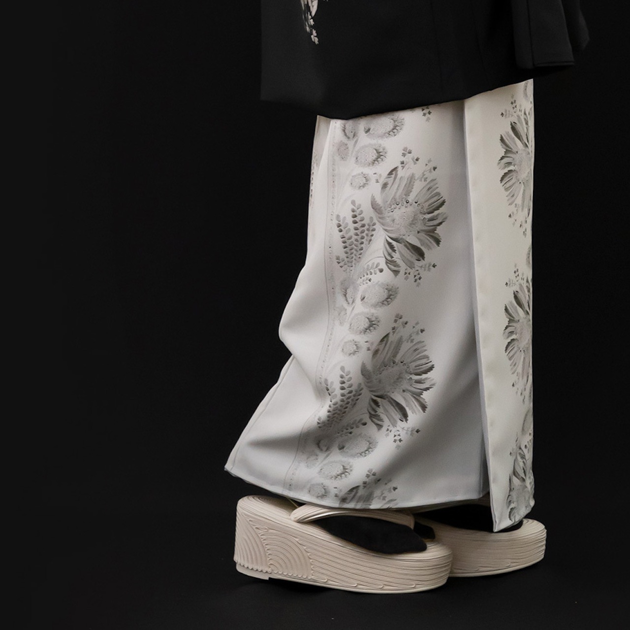 コード刺繍草履(アイボリー)  SAK-ks-01-2