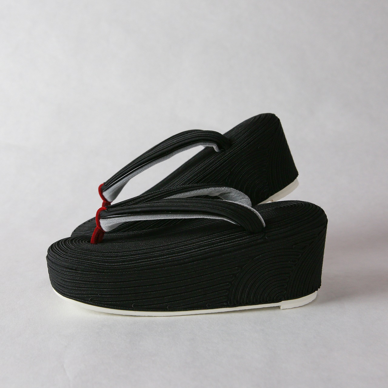 コード刺繍草履(ブラック) SAK-ks-01-1