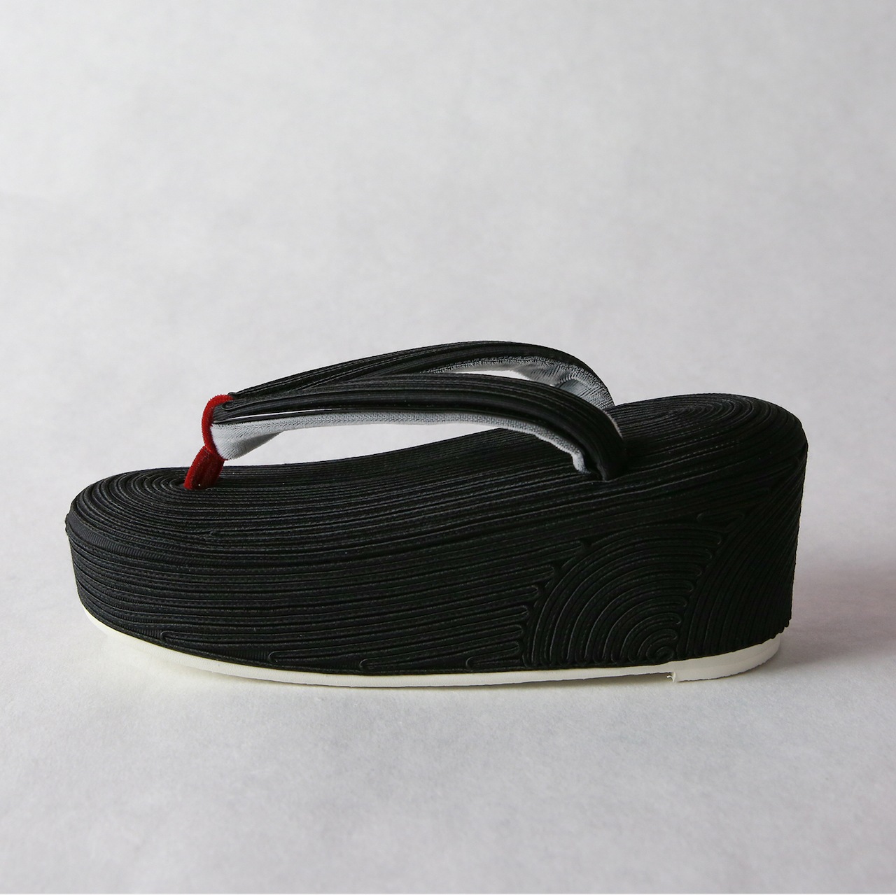 コード刺繍草履(ブラック) SAK-ks-01-1