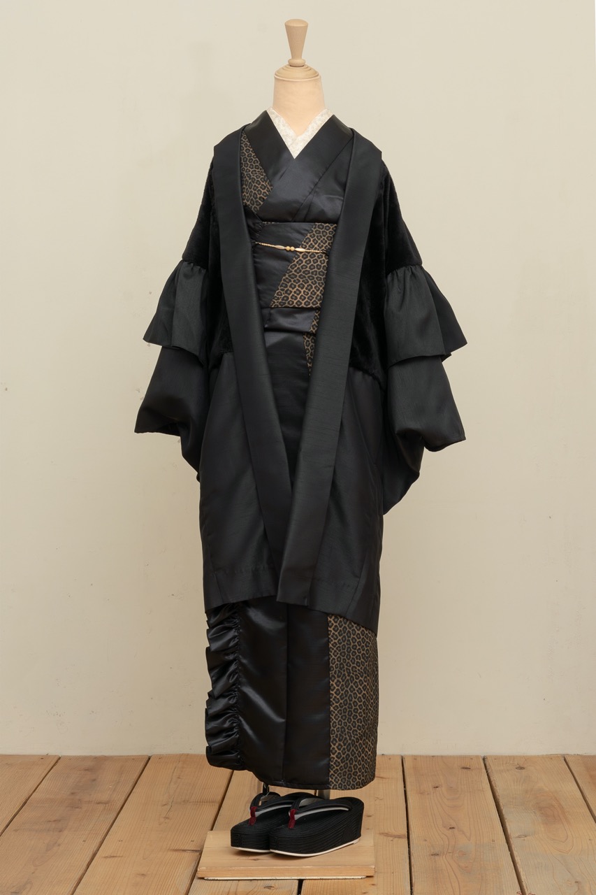 ボアフリル羽織コート（シャンタン・ブラック）SAK-FHAC 20251225