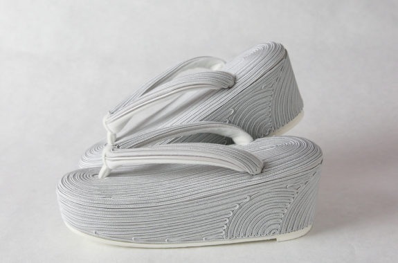 コード刺繍草履(シルバー) 　SAK-ks-01-3