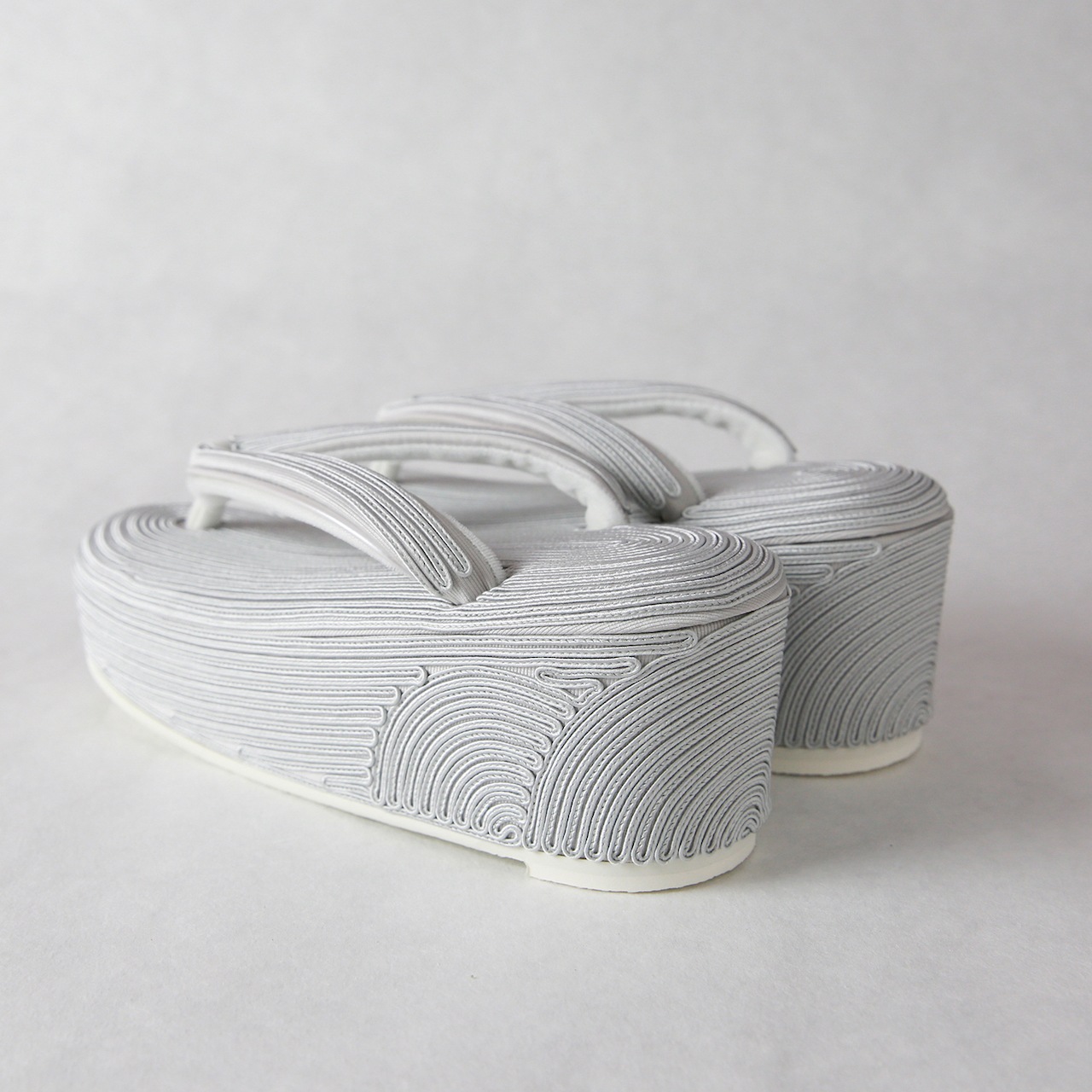 コード刺繍草履(シルバー) 　SAK-ks-01-3