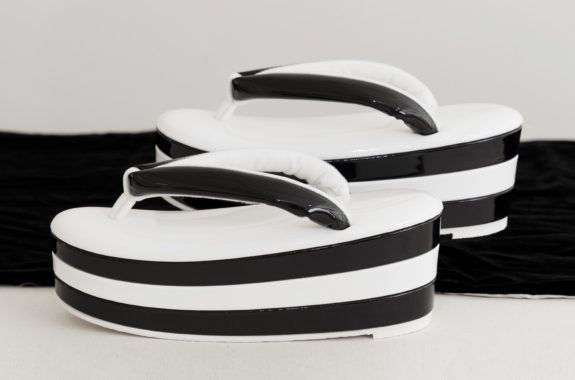 ハイカットウェッジソール草履(ホワイト) SAK-Ks05-001