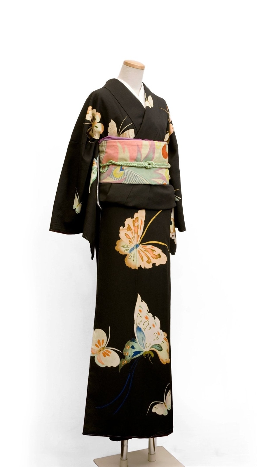 絵羽） 着物 AK041806r01 黒 | 柄別,昆虫 | ゴフクヤサン
