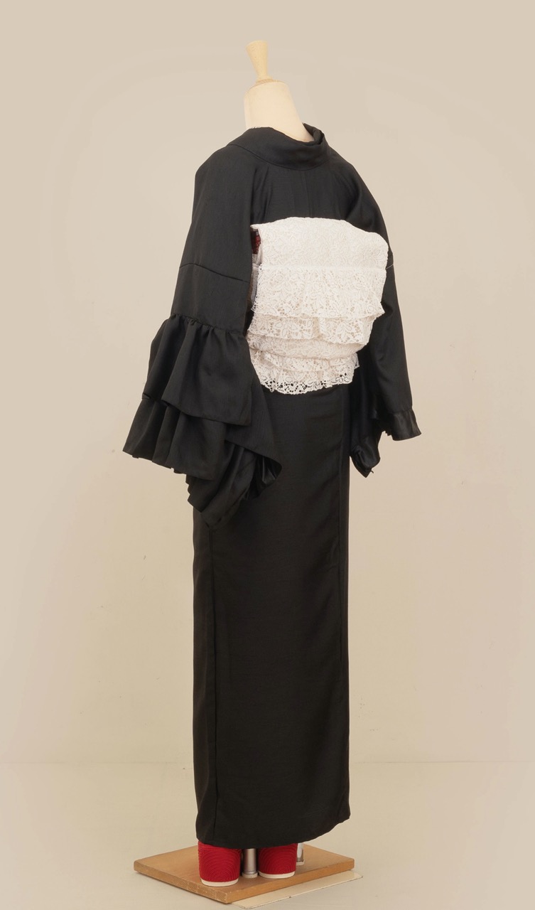 アシメフリル着物(ブラックシャンタン)　SAK-KMASF20240922