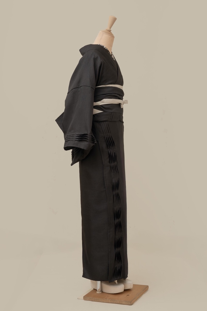 ピンタック着物　SPUR（ブラック） SAK-KMPTS250926