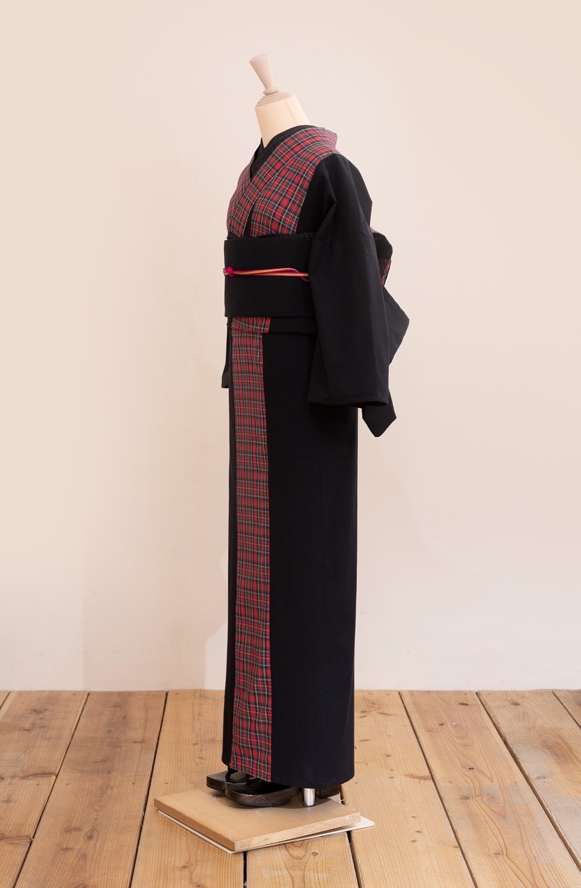 ビブヨーク着物（タータンブラック）　SAK-KMBIB20181102