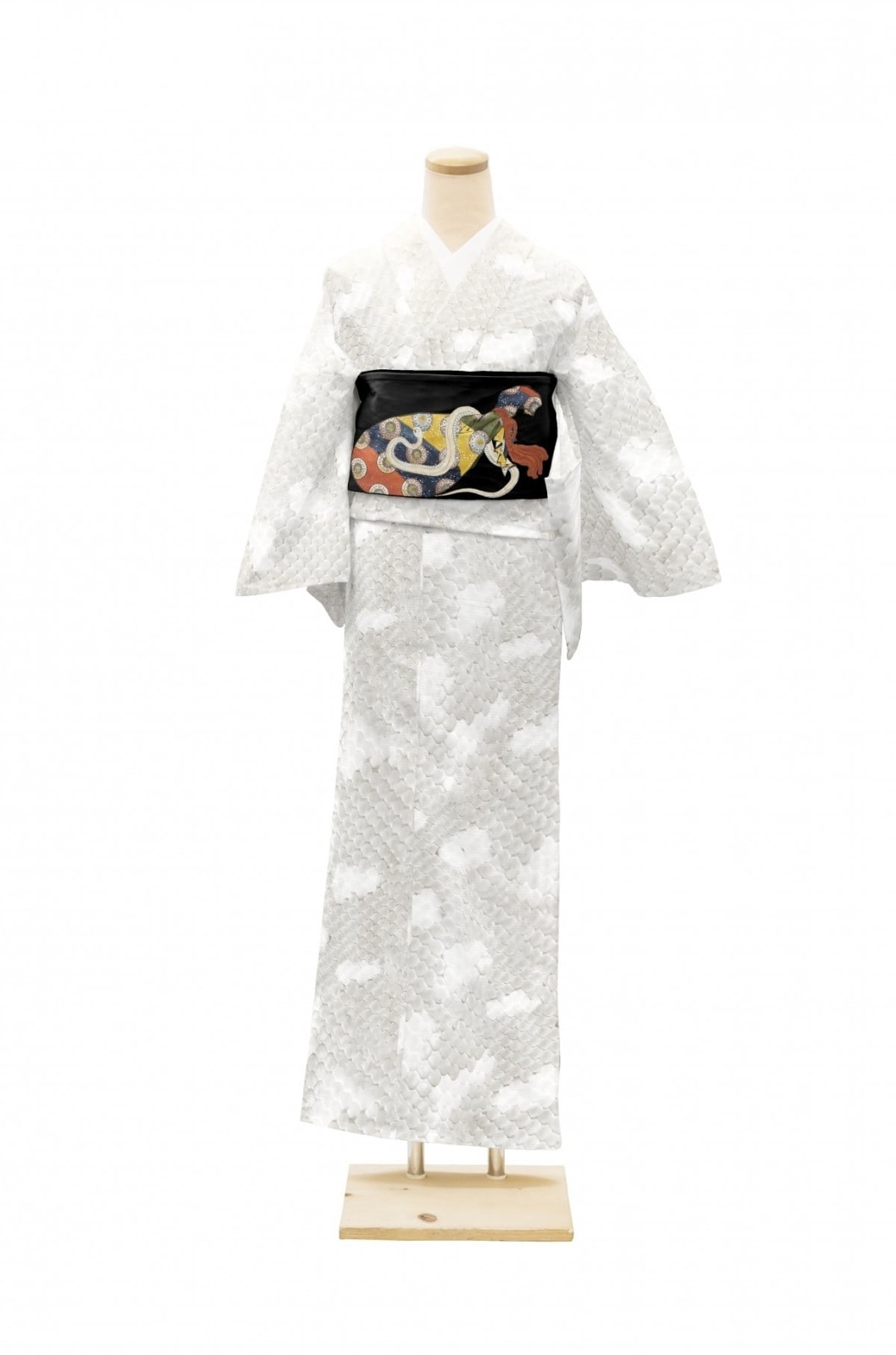 QutieFrash　着物袖(青和柄)新品未使用タグつき QutieFrash 着物袖(青和柄)新品未使用タグつき QutieFrash 着物