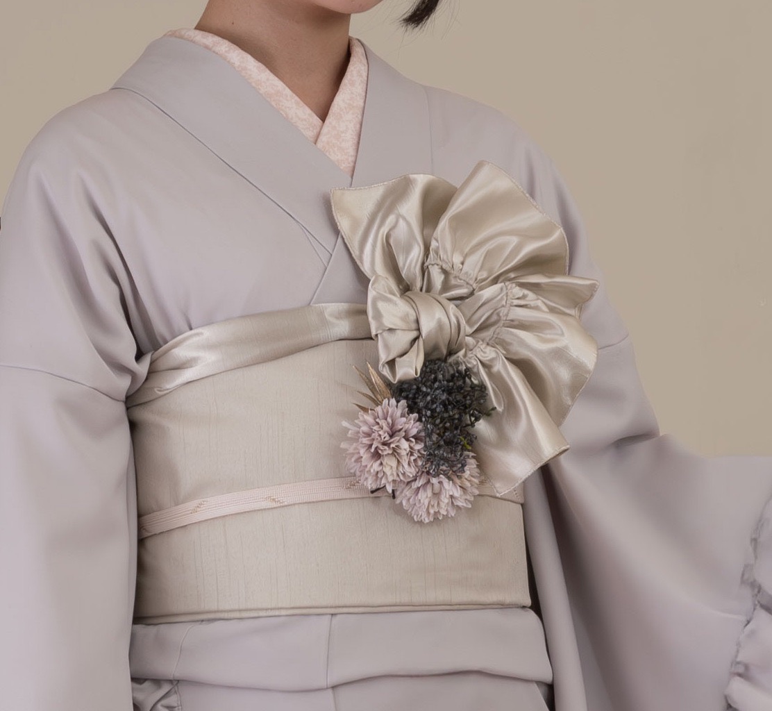 フリル帯揚（サンドベージュ）　SAK-OBAF241220