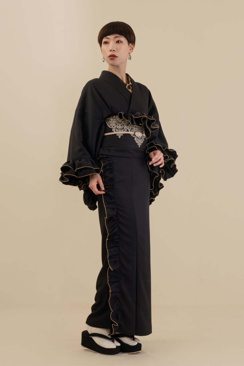 ギャザーフリル着物（ブラック）SAK-KMGF20241218