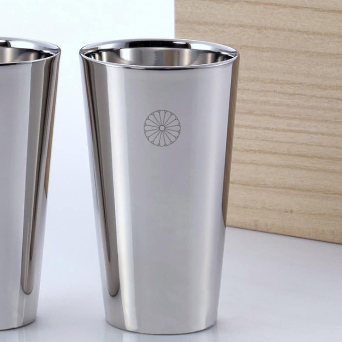 【尚美堂謹製】本錫製 酒杯 5客揃 共箱付 (総重量154g) 刻印あり 尚美堂謹製】本錫製 酒杯 5客揃 共箱付 (総重量154g)